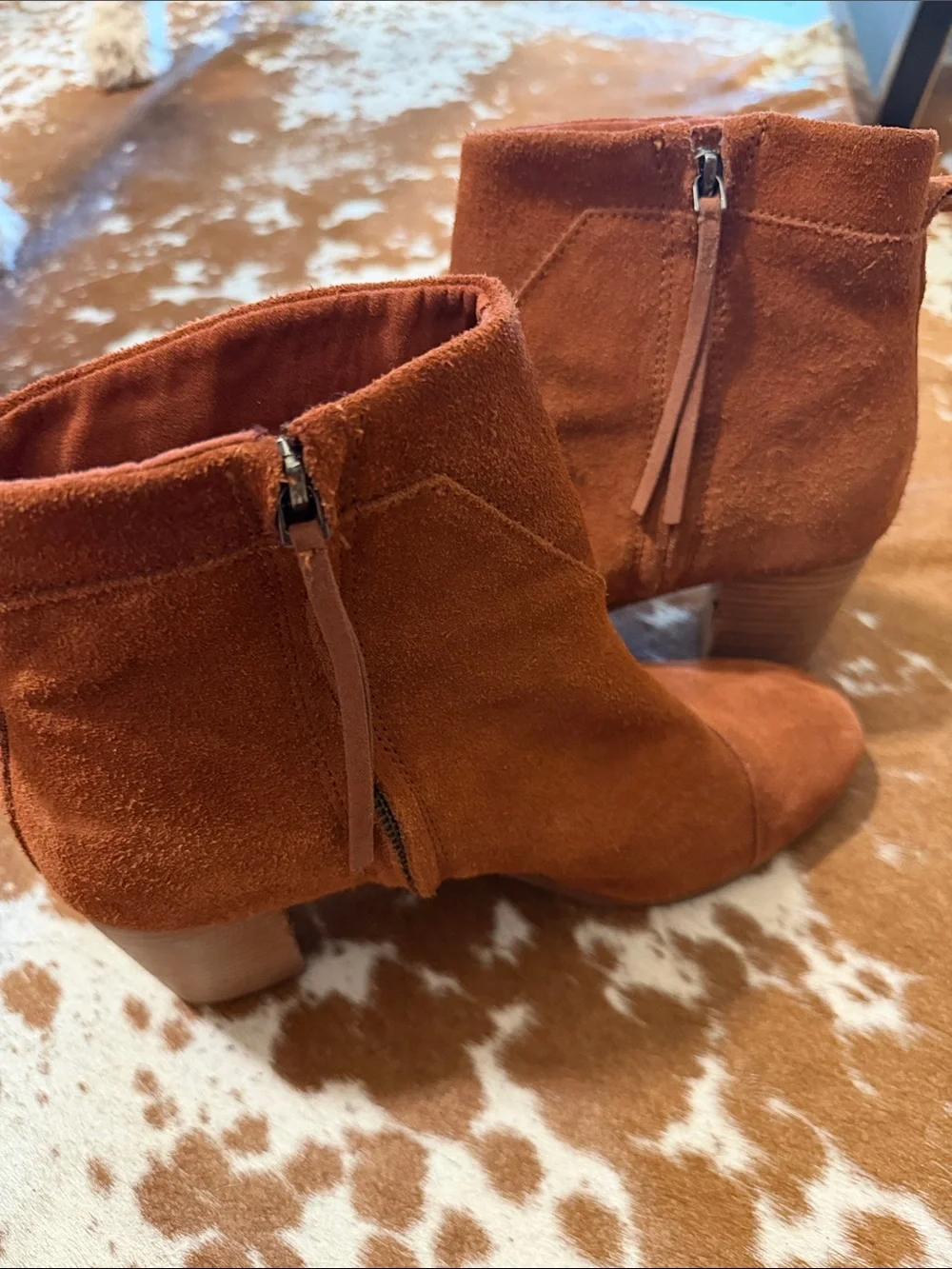 Women's Suede Toms Fringe Ankle Boots in Rust